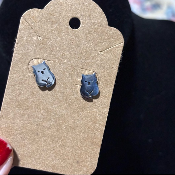Chonky Sitting Cat-Stainless Steel, Stud-Style Earrings, Cat Kitty Silouhette! - Picture 6 of 7